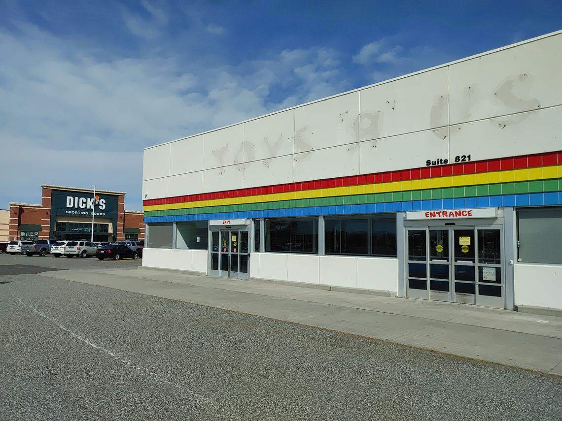 Toys R Us Kennewick store getting for $2.2M update for TJX | Tri